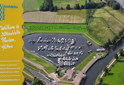 IJsseldelta marina houseboat 3.jpg 